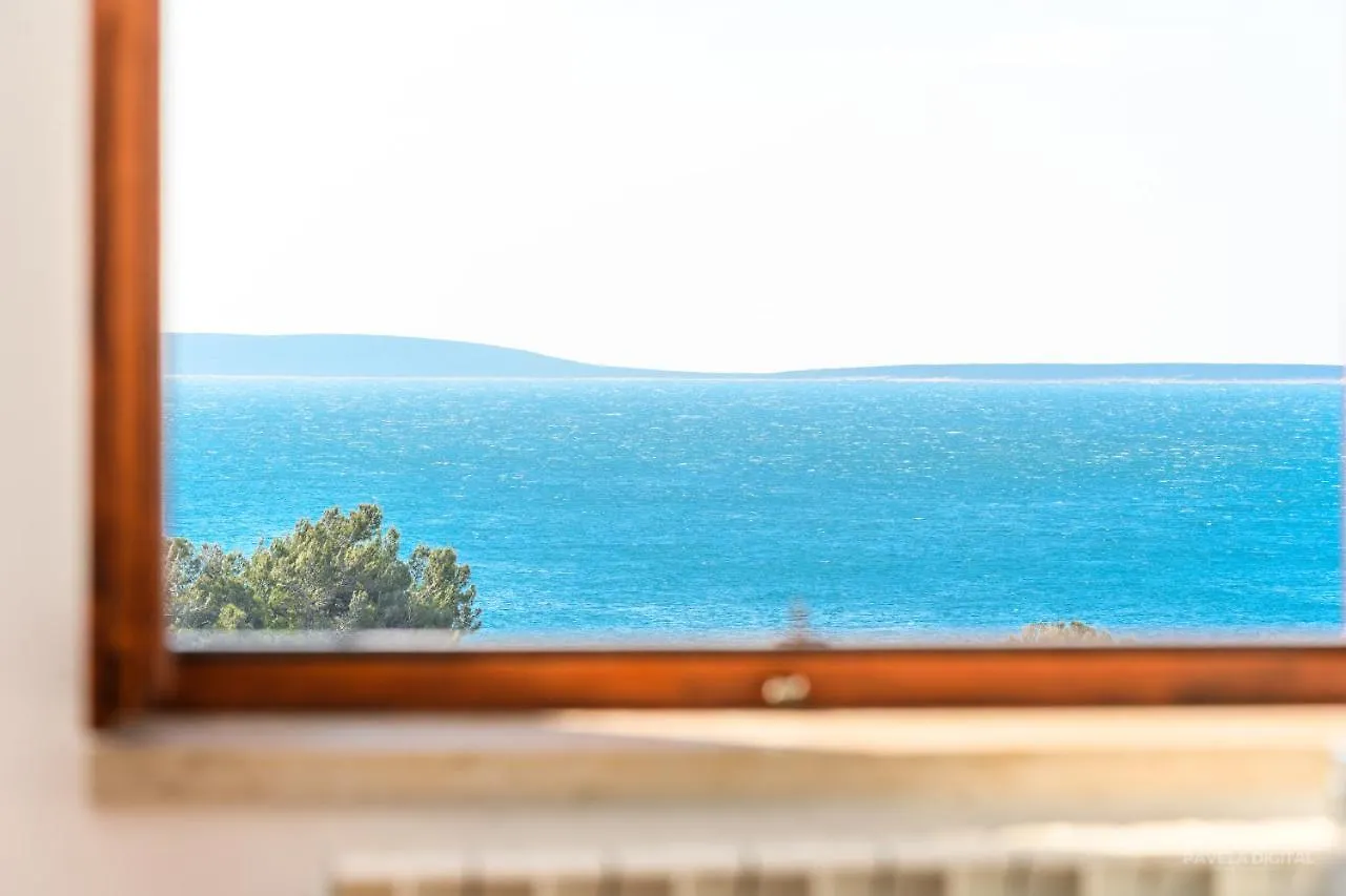 Sobe I Apartman Mareta Miholascica Guest house
