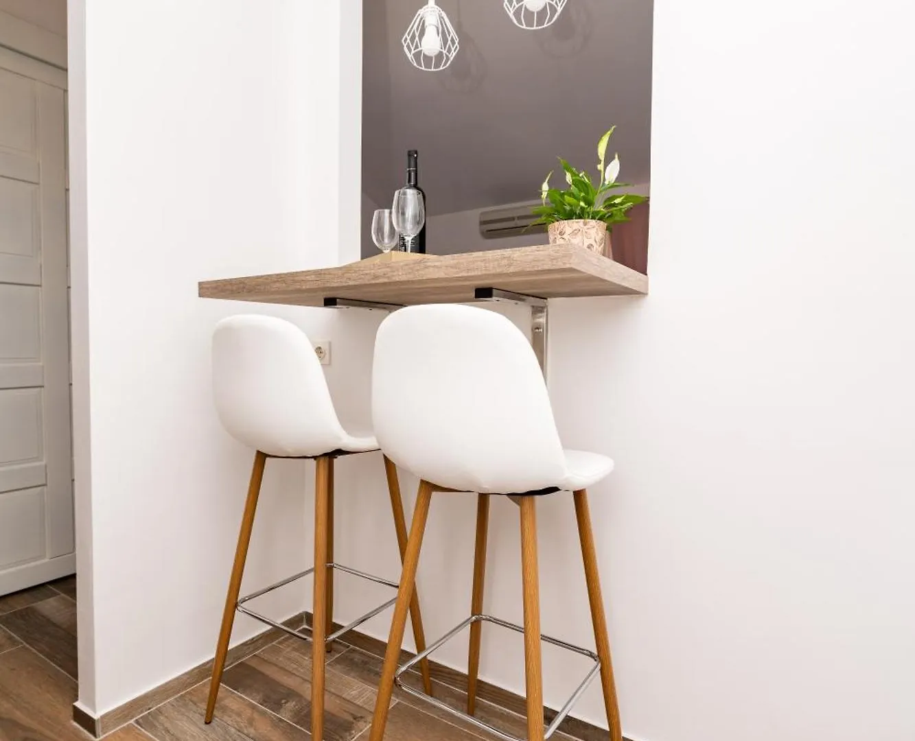 Guest house Sobe I Apartman Mareta Miholascica