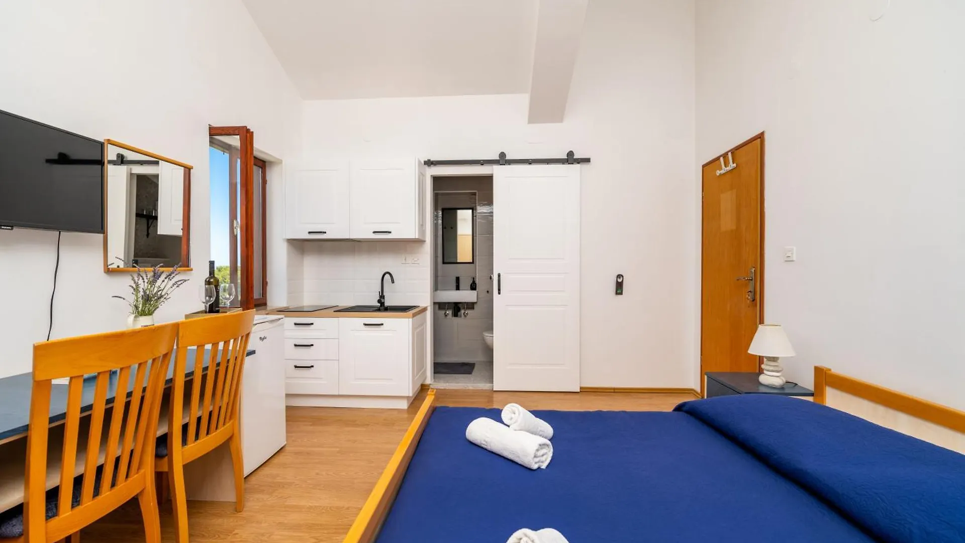 Sobe I Apartman Mareta Miholascica Pensión
