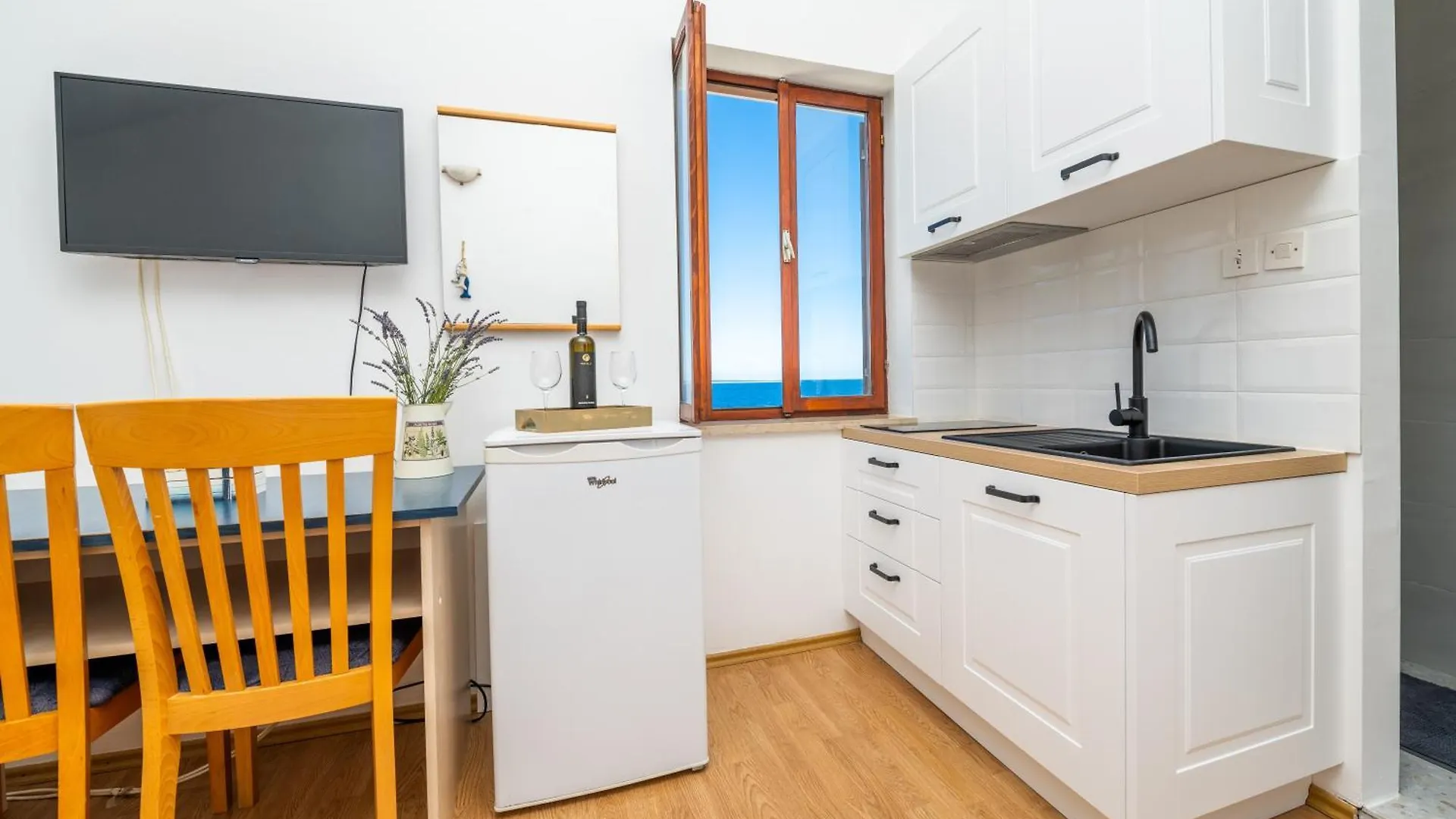 Sobe I Apartman Mareta Miholascica 0*,  Croatia